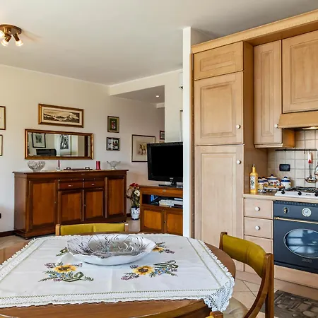 Guesthost - Seaview 알게로