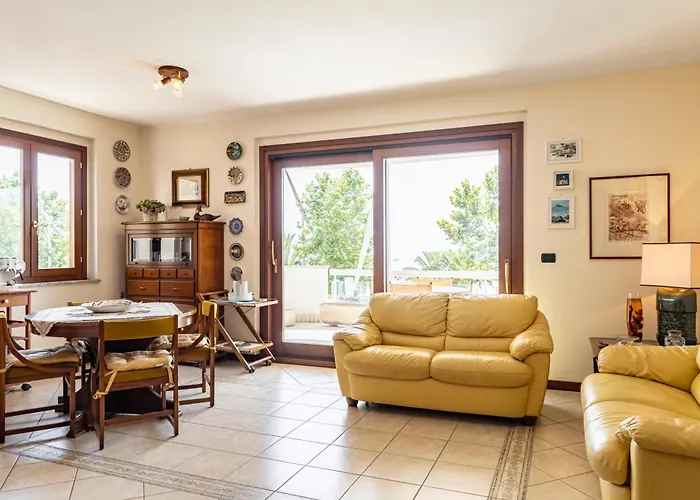 Guesthost - Seaview * Alghero